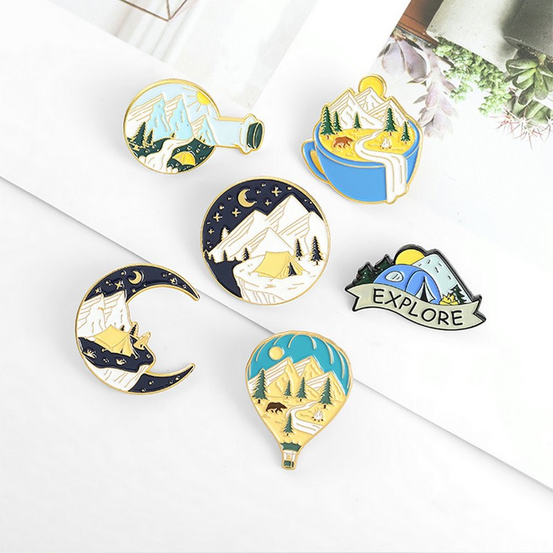 キャンプアドベンチャーエナメルピンカスタムアウトドア探索ナチ - Outdoor Adventure With Kids のレビューと価格